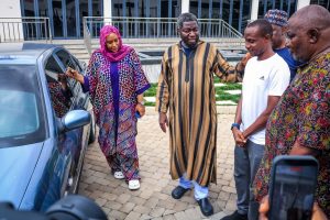 6ce73b98 20f9 41d5 81a8 22f7e0df3355