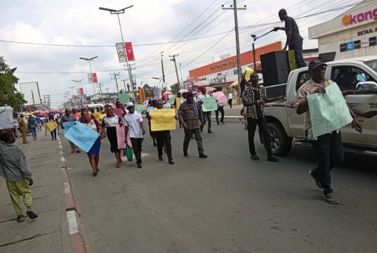 Oyo abduction: Akwa Ibom teachers join NUT nationwide protest 1 11.jpg