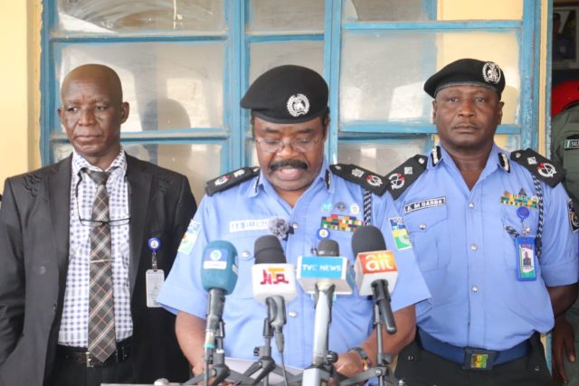 Niger-police-1.jpg Niger police 1.jpg