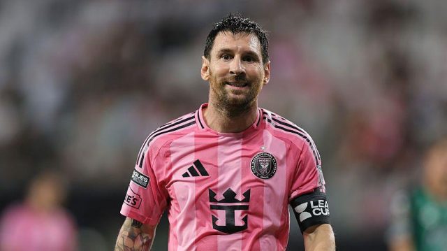Messi-10.jpg Messi 10.jpg