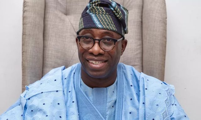 Otunba-Segun-Showunmi.jpg Otunba Segun Showunmi.jpg