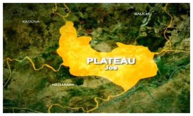 Plateau.jpg Plateau.jpg