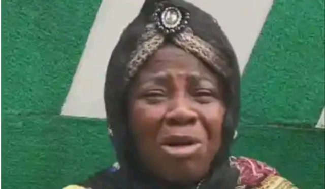 woman-.jpg Woman .jpg